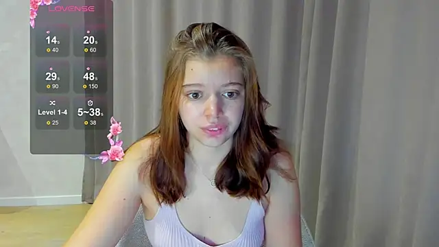 Snapshot of Nicky_Rosee chatting on 10/11/25, 12:54 Nicky Rosee online show from 10/11/25, 12:54