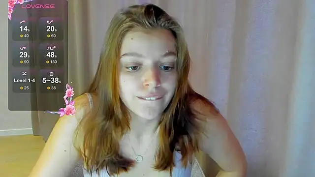 Snapshot of Nicky_Rosee chatting on 11/14/25, 03:16 Nicky Rosee online show from 11/14/25, 03:16