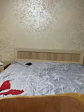 Snapshot of Kim_SLO chatting on 12/28/24, 06:40 Kim SLO online show from 12/28/24, 06:40