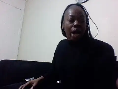 Snapshot of Cinderella_Jewels_ chatting on 01/08/25, 04:00 Cinderella Jewels online show from 01/08/25, 04:00