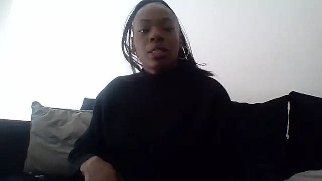 Snapshot of Cinderella_Jewels_ chatting on 09/08/25, 03:33 Cinderella Jewels online show from 09/08/25, 03:33