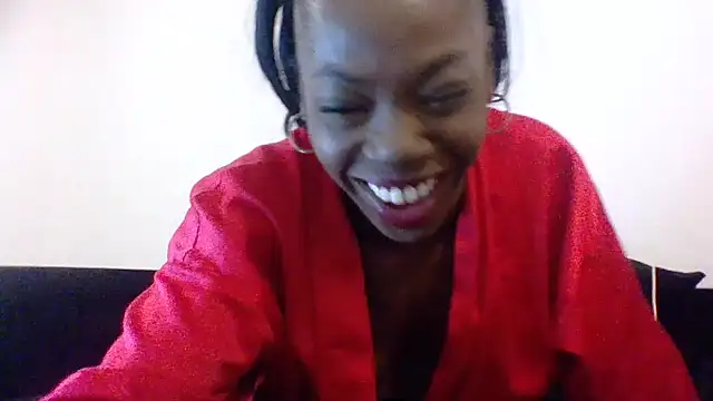 Snapshot of Cinderella_Jewels_ chatting on 09/20/25, 06:31 Cinderella Jewels online show from 09/20/25, 06:31