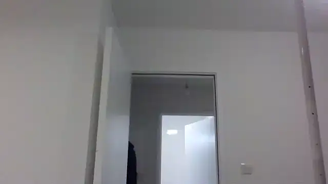 Snapshot of Cinderella_Jewels_ chatting on 09/25/25, 06:44 Cinderella Jewels online show from 09/25/25, 06:44