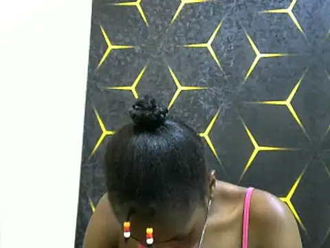 Snapshot of miss_lyne001 chatting on 01/23/25, 12:19 miss lyne001 online show from 01/23/25, 12:19