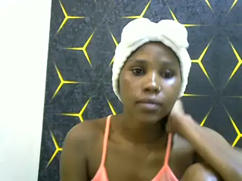 Snapshot of miss_lyne001 chatting on 02/04/25, 08:56 miss lyne001 online show from 02/04/25, 08:56