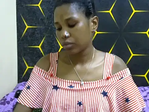 Snapshot of miss_lyne001 chatting on 02/28/25, 01:26 miss lyne001 online show from 02/28/25, 01:26