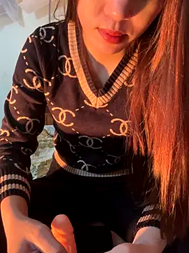 Snapshot of PussyWet_ chatting on 11/04/25, 07:57 PussyWet online show from 11/04/25, 07:57