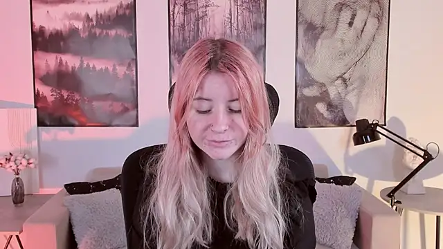 LexiWenford online show from 12/11/24, 03:35