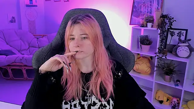 Snapshot of LexiWenford chatting on 01/23/25, 05:35 LexiWenford online show from 01/23/25, 05:35