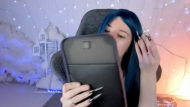 Snapshot of LexiWenford chatting on 02/03/25, 02:47 LexiWenford online show from 02/03/25, 02:47