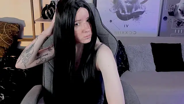 Snapshot of LexiWenford chatting on 10/14/25, 02:34 LexiWenford online show from 10/14/25, 02:34