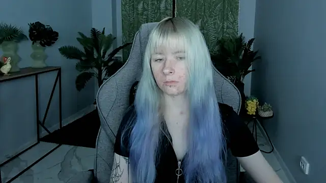 Snapshot of LexiWenford chatting on 11/13/25, 03:05 LexiWenford online show from 11/13/25, 03:05