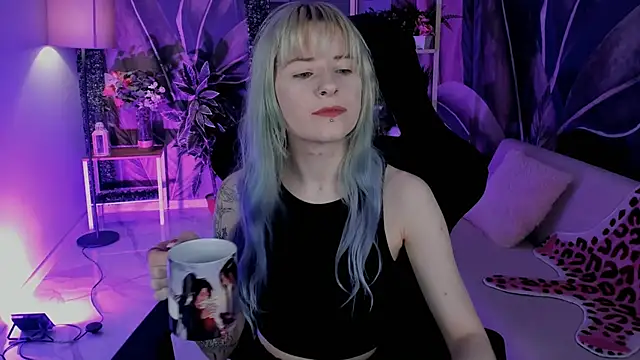 Snapshot of LexiWenford chatting on 11/20/25, 03:07 LexiWenford online show from 11/20/25, 03:07