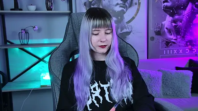 LexiWenford online show from 03/16/26, 05:44