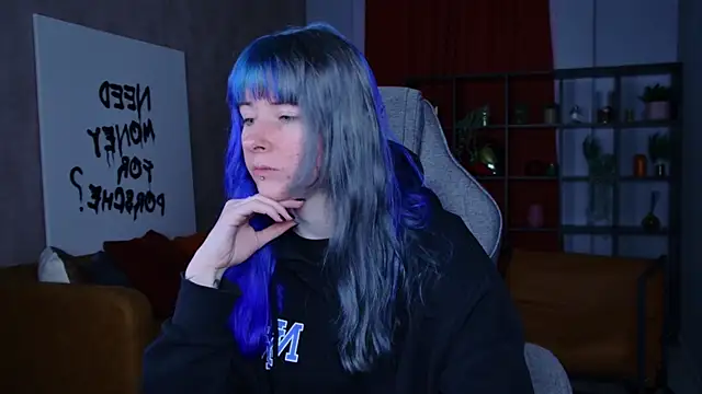 LexiWenford online show from 04/13/26, 02:50