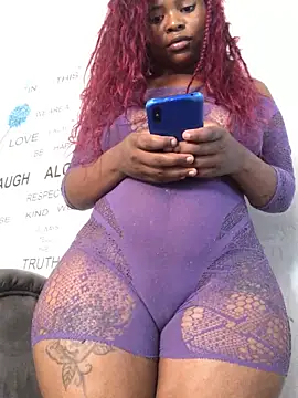 Snapshot of DiamondGoddes chatting on 01/26/25, 10:12 DiamondGoddes online show from 01/26/25, 10:12