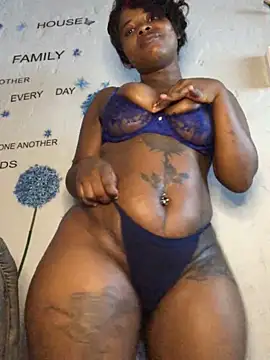 Snapshot of DiamondGoddes chatting on 02/01/25, 05:16 DiamondGoddes online show from 02/01/25, 05:16