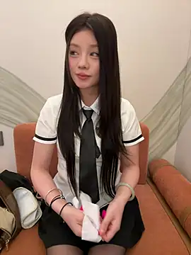 Snapshot of Asia-Melody chatting on 05/28/26, 06:00 Asia-Melody online show from 05/28/26, 06:00