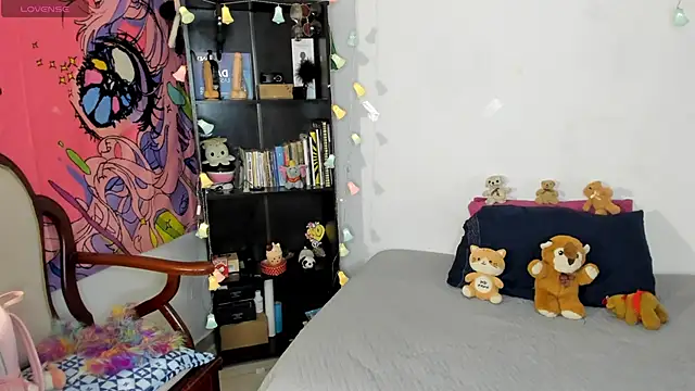 kittyzenn online show from 10/20/25, 11:27