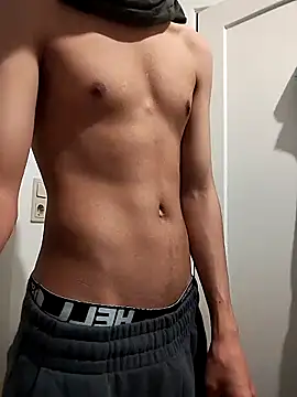 Dennis 2024 online show from 02/27/26, 02:06