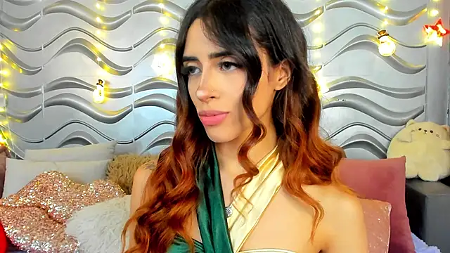 StormiRusso online show from 01/01/25, 02:19