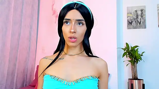 StormiRusso online show from 01/31/25, 02:37