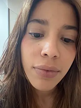 DanielaSaenz0 online show from 10/02/25, 05:14