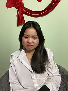 Maeve2k5 online show from 01/18/25, 07:49