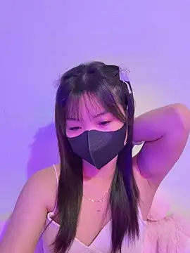 Maeve2k5 online show from 09/15/25, 09:26