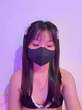 Maeve2k5 online show from 09/22/25, 02:13