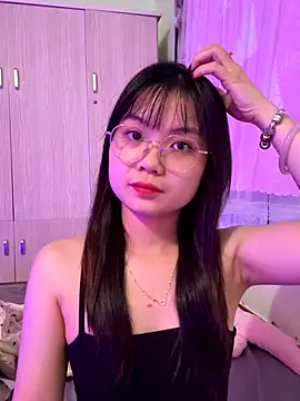 Maeve2k5 online show from 10/02/25, 02:35