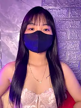 Maeve2k5 online show from 12/16/25, 01:54