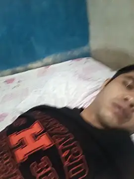 Snapshot of ADMdone chatting on 09/24/25, 08:01 ADMdone online show from 09/24/25, 08:01