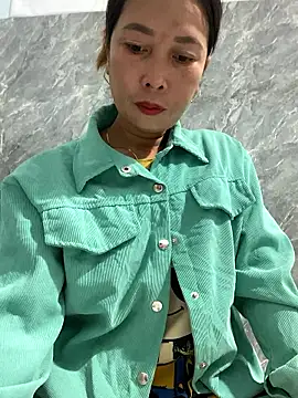 Linaannn online show from 01/17/26, 11:52