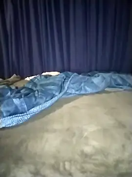 Snapshot of Convertiblechulo chatting on 04/09/26, 02:22 Convertiblechulo online show from 04/09/26, 02:22