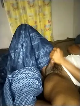 Snapshot of Convertiblechulo chatting on 04/12/26, 03:33 Convertiblechulo online show from 04/12/26, 03:33