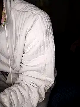 Snapshot of Convertiblechulo chatting on 04/17/26, 04:15 Convertiblechulo online show from 04/17/26, 04:15