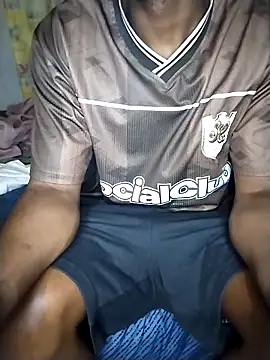 Snapshot of Convertiblechulo chatting on 04/18/26, 06:12 Convertiblechulo online show from 04/18/26, 06:12