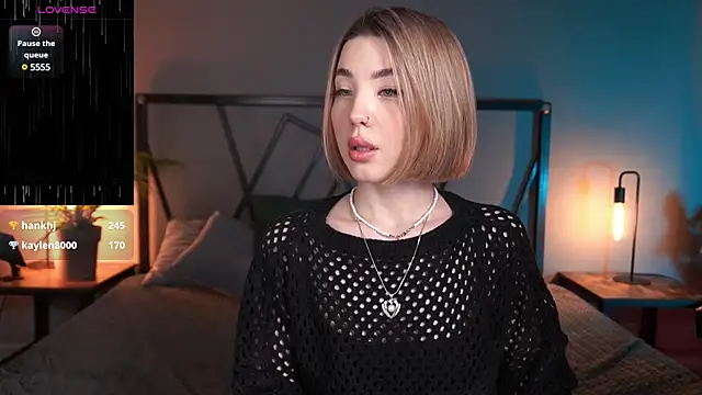 LindaThacker online show from 02/04/25, 08:13