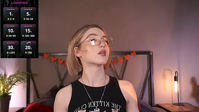 LindaThacker online show from 03/12/25, 08:08