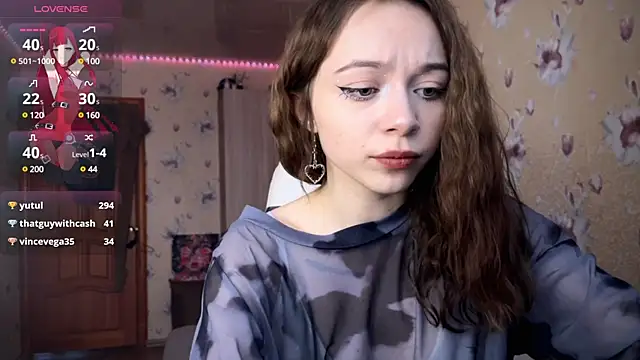 Snapshot of _SofiaBrown chatting on 02/10/25, 05:47  SofiaBrown online show from 02/10/25, 05:47