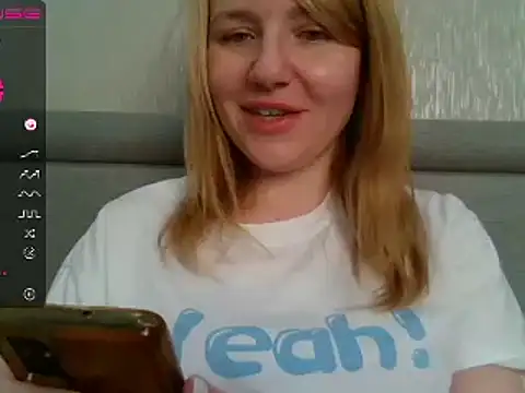 Snapshot of urbadkitty chatting on 01/20/25, 10:18 urbadkitty online show from 01/20/25, 10:18