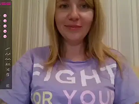 Snapshot of urbadkitty chatting on 03/02/25, 12:01 urbadkitty online show from 03/02/25, 12:01