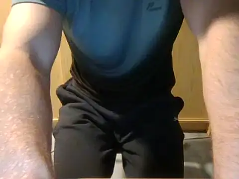 Snapshot of rugbyboy22 chatting on 09/12/25, 05:02 rugbyboy22 online show from 09/12/25, 05:02