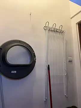 cara mella online show from 12/16/24, 10:03