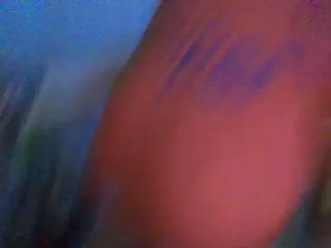 Snapshot of RoxiRedXXX chatting on 04/23/26, 09:17 RoxiRedXXX online show from 04/23/26, 09:17