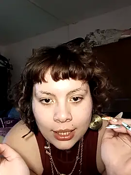 Snapshot of tiredcamgirI chatting on 09/22/25, 06:43 tiredcamgirI online show from 09/22/25, 06:43