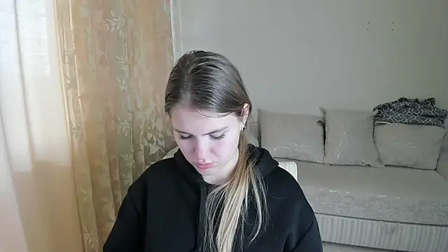 Snapshot of NinaRihh chatting on 01/14/25, 12:56 NinaRihh online show from 01/14/25, 12:56