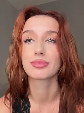 OmeliaDior online show from 09/18/25, 05:04