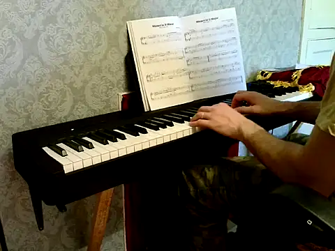 Snapshot of MrStraightDik chatting on 12/13/24, 01:01 MrStraightDik online show from 12/13/24, 01:01